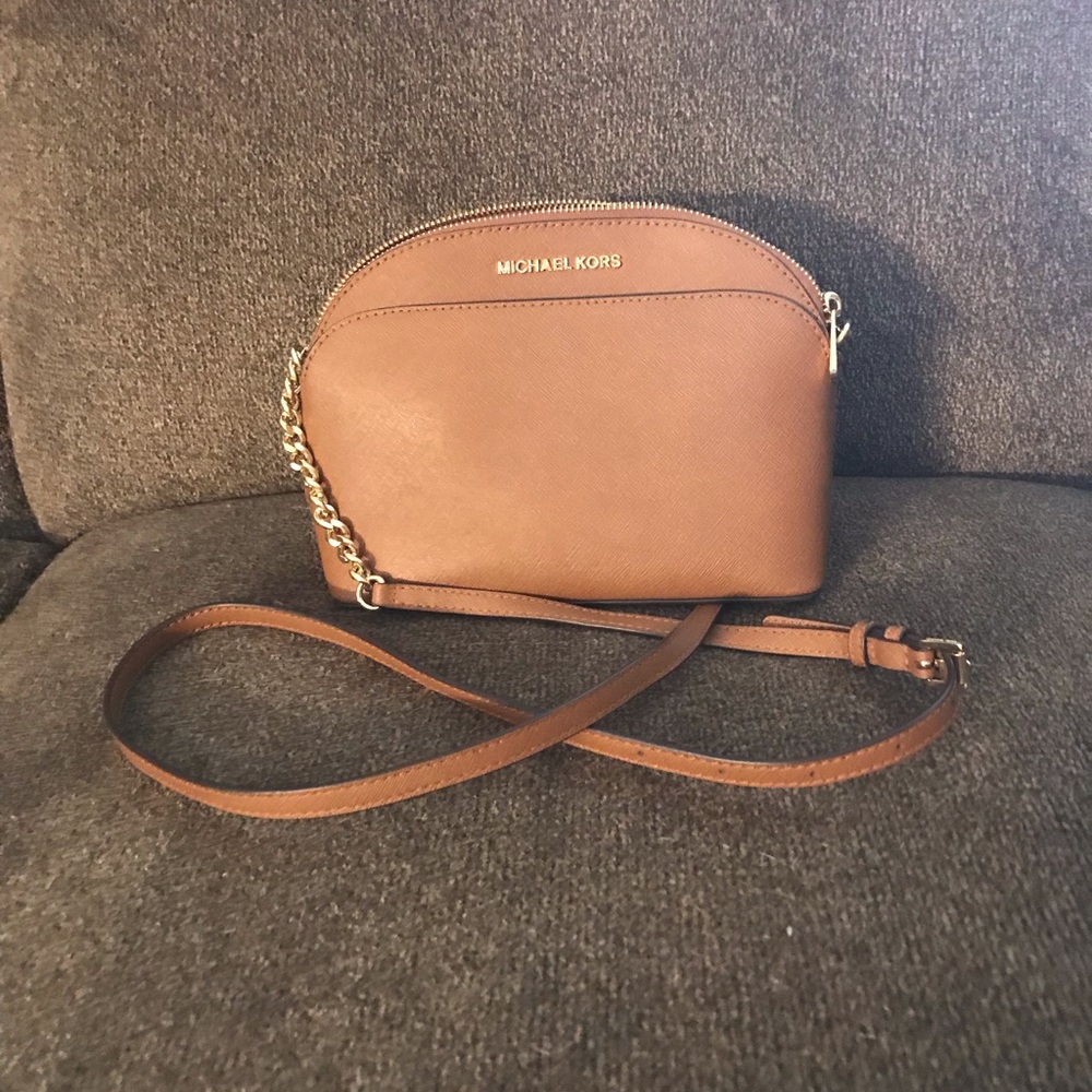 Michael kors crossbody